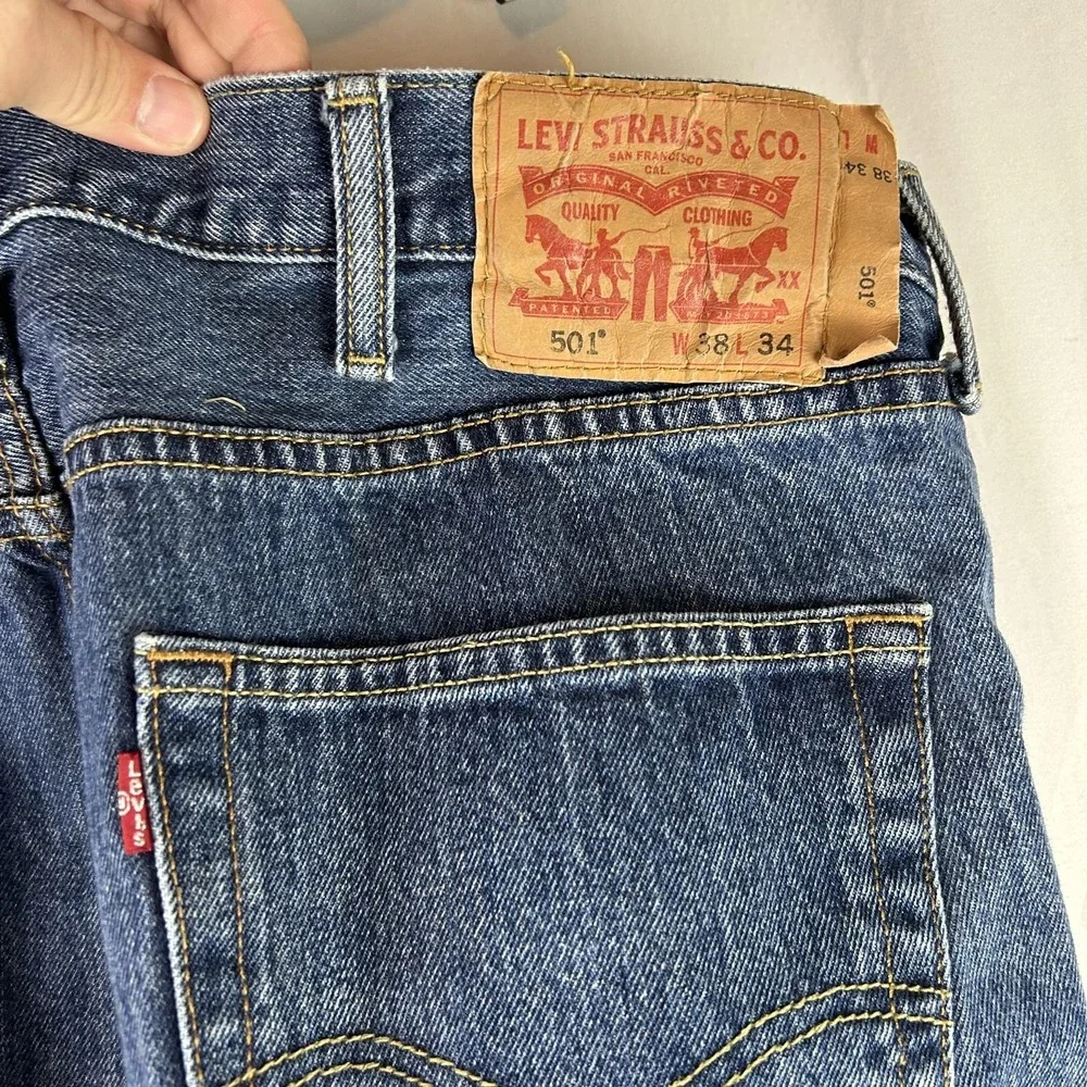 Levis 501 Jeans Mens 38x33‎ (tag 38x34) Blue Button Fly Straight Leg Denim